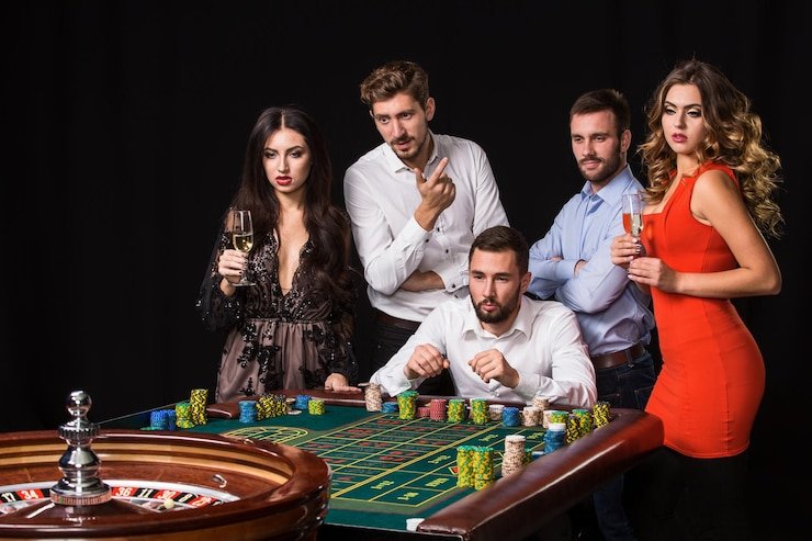 Meja live casino dengan dealer dan pemain online